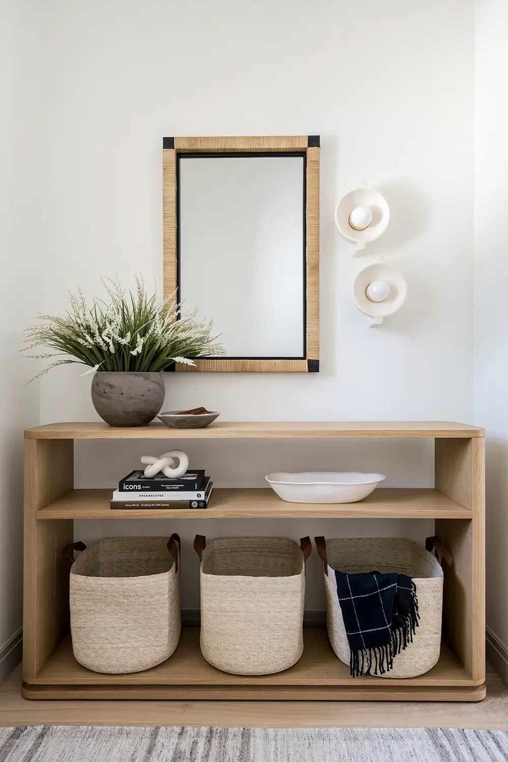 Interior Design of an entryway in a Fullerton home