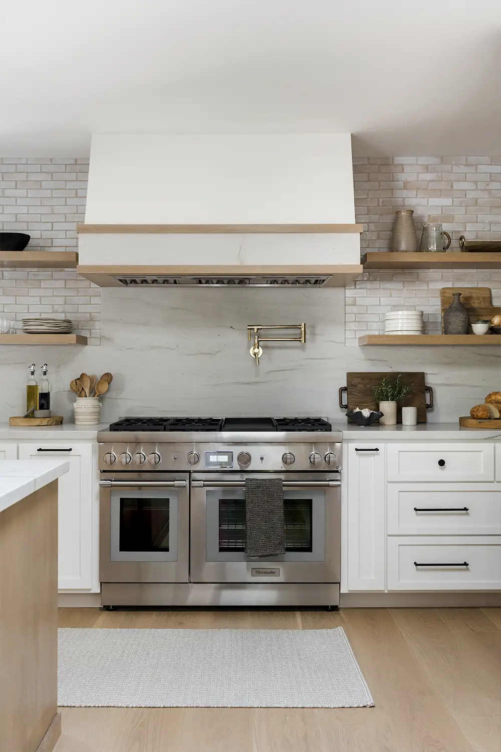 Interior Design of a kitchen in a Fullerton home