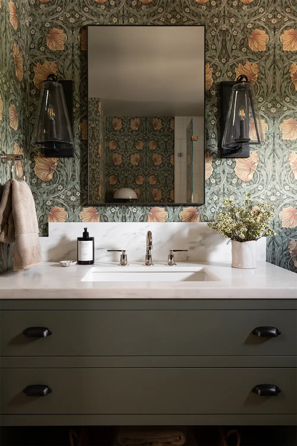 Tustin Interior Design of a bathroom with creative colors and finishes